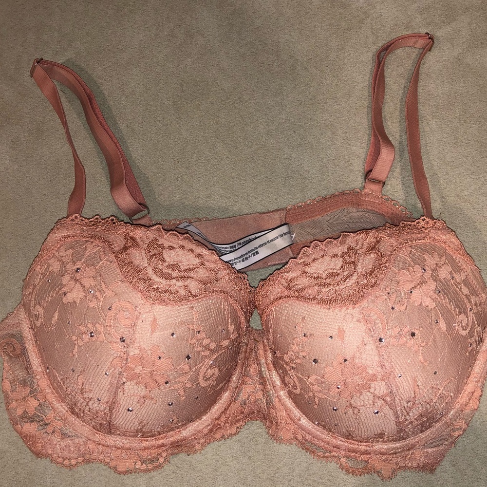 Victoria’s Secret Bra -36C